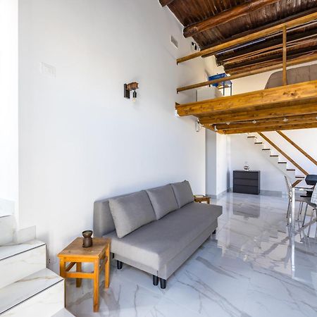 Ferienwohnung Carrozzieri Nest At Historical Center Neapel Exterior foto